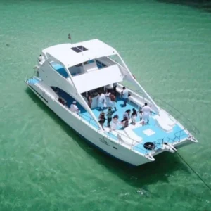 Party Boat | Amanecer Caribeño